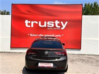 Opel Insignia 1.5 D Start-Stop Ultimate Prestij 122 Hp