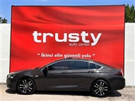 Opel Insignia 1.5 D Start-Stop Ultimate Prestij 122 Hp