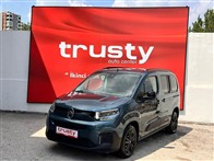 Citroen Berlingo 1.5 BlueHDI Shine 132 Ps Kombi