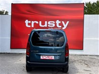 Citroen Berlingo 1.5 BlueHDI Shine 132 Ps Kombi