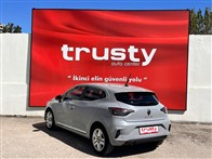 Renault Clio 1.0 TCE Evolution X-Tronic