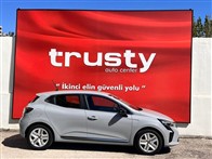 Renault Clio 1.0 TCE Evolution X-Tronic