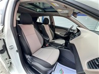 Hyundai i20 1.4 MPI Elite Smart Panoramik Cam Tavan Otomatik 1