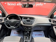 Hyundai i20 1.4 MPI Elite Smart Panoramik Cam Tavan Otomatik 1