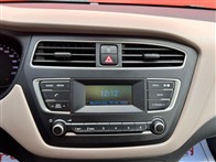 Hyundai i20 1.4 MPI Elite Smart Panoramik Cam Tavan Otomatik 1