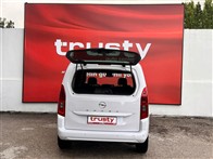 Opel Combo 1.5 CDTİ Edition MT 130 Hp