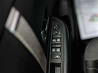 Citroen C4 X 1.2 PURETECH EAT8 SHİNE BOLD
