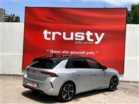 Opel Astra 1.2 Turbo GS AT8 130 PS