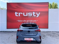 Opel Corsa 1.2 T Ultimate AT8