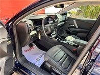 Citroen e-C4X e-C4 X Shine Bold 115 KW
