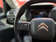 Citroen e-C4X e-C4 X Shine Bold 115 KW