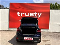 Citroen e-C4X e-C4 X Shine Bold 115 KW