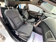 Hyundai i30 1.6 GDI Elite Alaşım Jant Otomatik 133 Hp Hatchbac