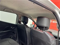 Renault Clio 1.2 16V HB JOY