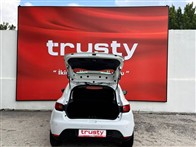 Renault Clio 1.2 16V HB JOY