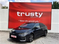 Toyota Corolla 1.8 Hybrid Flame X-Pack e-CVT 98 Ps Sedan