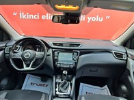 Nissan Qashqai 1.3 DIG-T Sky Pack 160 Ps SUV