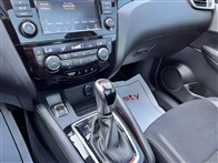 Nissan Qashqai 1.3 DIG-T Sky Pack 160 Ps SUV