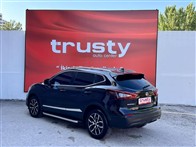 Nissan Qashqai 1.3 DIG-T Sky Pack 160 Ps SUV