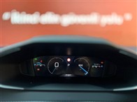 Peugeot 2008 1.2 e-VTI PureTech Start-Stop Allure EAT6 110 Hp C
