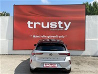 Opel Astra 1.2 Turbo GS AT8 130 PS