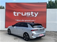 Opel Astra 1.2 Turbo GS AT8 130 PS