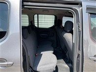 Peugeot Rifter 1.5 BlueHDI Allure 132 Ps Combi