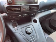 Peugeot Rifter 1.5 BlueHDI Allure 132 Ps Combi