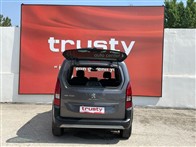 Peugeot Rifter 1.5 BlueHDI Allure 132 Ps Combi