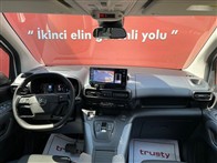 Citroen Berlingo 1..5 BlueHDI Shine EAT8 130 PS