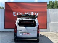 Citroen Berlingo 1..5 BlueHDI Shine EAT8 130 PS