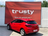 Opel Astra 1.6 CDTI Start-Stop Dynamic 134 Hp Hatchback