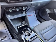 Citroen C4 X 1.2 PURETECH EAT8 SHİNE BOLD