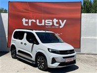 Opel Combo 1.5 CDTI Ultimate Otomatik 132 Ps Kombi