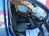 Opel Combo 1.5 D Edition 130 PS AT8