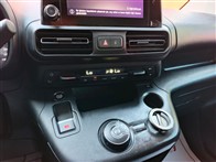 Opel Combo 1.5 D Edition 130 PS AT8