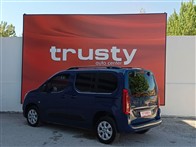 Opel Combo 1.5 D Edition 130 PS AT8