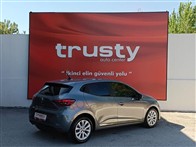 Renault Clio 1.0 TCe Touch X-Tronic Hb
