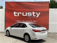 Toyota Corolla 1.33 Life 98 Hp Sedan