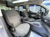 Opel Combo 1.5 CDTI Ultimate Otomatik 132 Ps Kombi