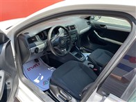 Volkswagen Jetta 1.2 TSI Trendline 103 Hp Sedan