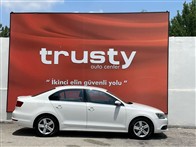Volkswagen Jetta 1.2 TSI Trendline 103 Hp Sedan
