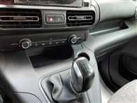 Peugeot Rifter 1.5 BlueHDI Allure 132 Ps Combi