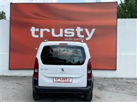 Peugeot Rifter 1.5 BlueHDI Allure 132 Ps Combi
