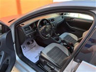 Volkswagen Jetta 1.6 TDI Highline 103 Hp Sedan