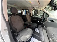 Opel Combo Combo-e Edition 136 HP 50 kWh Kısa