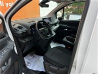 Opel Combo Combo-e Edition 136 HP 50 kWh Kısa