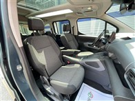 Opel Combo 1.5 CDTI Ultimate Otomatik 132 Ps Kombi