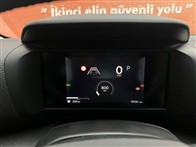 Citroen C4 1.2 PURETECH SHINE EAT8